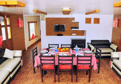Four Bedroom Houseboat